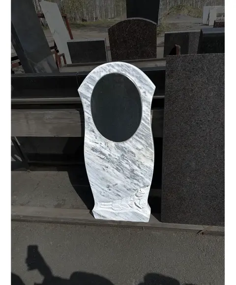 Комплект памятника Г59 100*45*8 см, фигурный, Уфалейский мрамор с гранитной вставкой под портрет