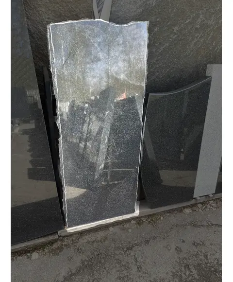 Комплект памятника Г82 115*50*10 см, гранит Габбро-Диабаз корка, тыльная сторона не полирована